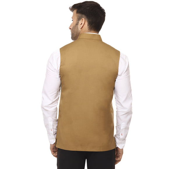 Veera Paridhaan Plain Chinese Collar Sleeveless Cotton Poly Nehru Jacket