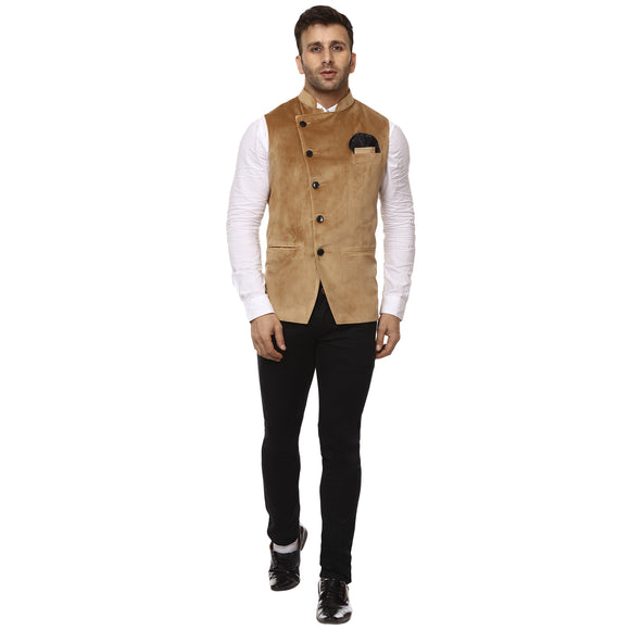 Veera Paridhaan Plain Chinese Collar Sleeveless Velvet Nehru Jacket