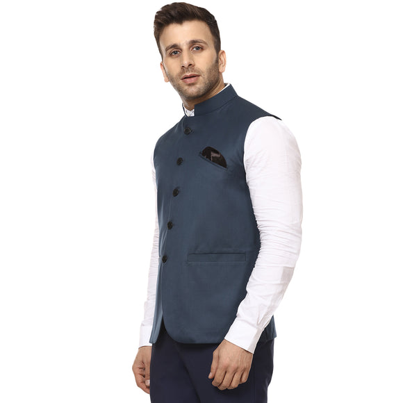 Veera Paridhaan Plain Chinese Collar Sleeveless Cotton Poly Nehru Jacket