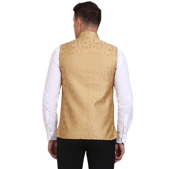 Veera Paridhaan Golden Banarasi Print Nehru Jacket
