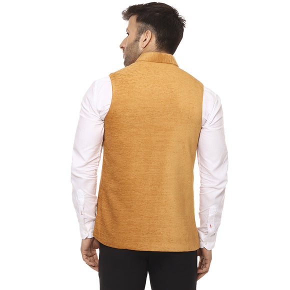 Veera Paridhaan Plain Chinese Collar Sleeveless Velvet Slub Nehru Jacket