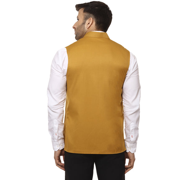 Veera Paridhaan Plain Chinese Collar Sleeveless Cotton Poly Nehru Jacket