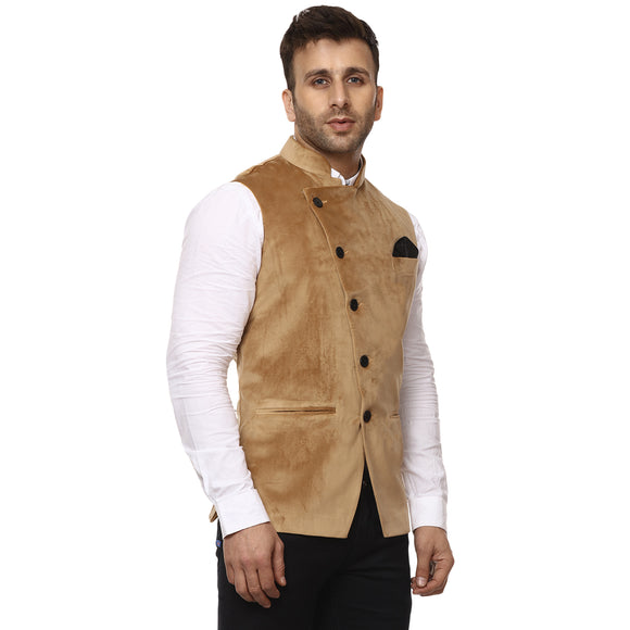 Veera Paridhaan Plain Chinese Collar Sleeveless Velvet Nehru Jacket
